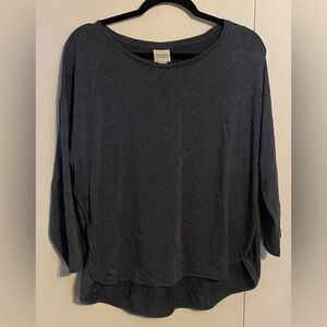 Chicos Women’s Top, Size 2 (L/12)